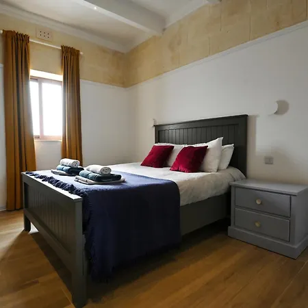 Villa Charming And Tranquil House *